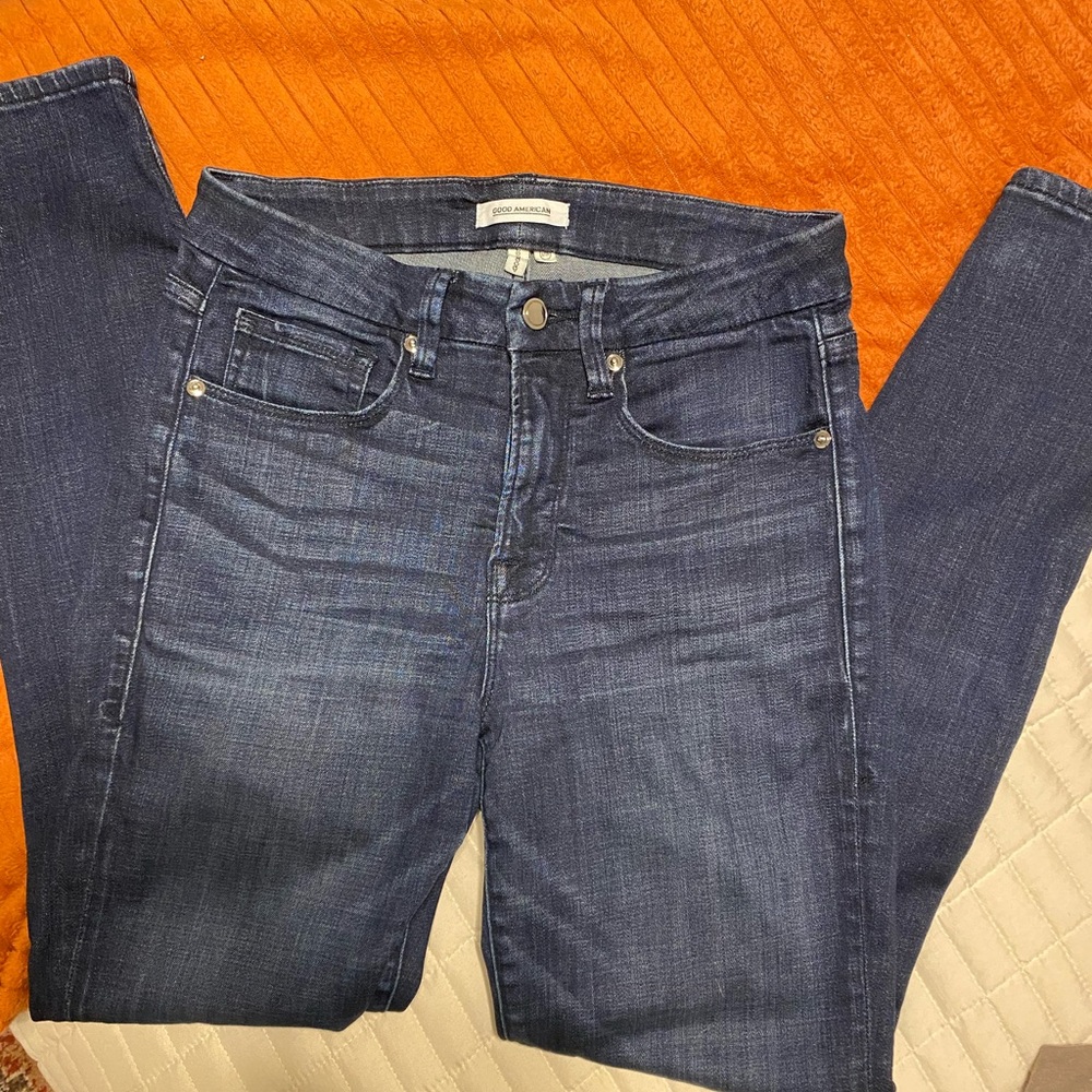 Good American Jeans. Excellent condition. Ships next day